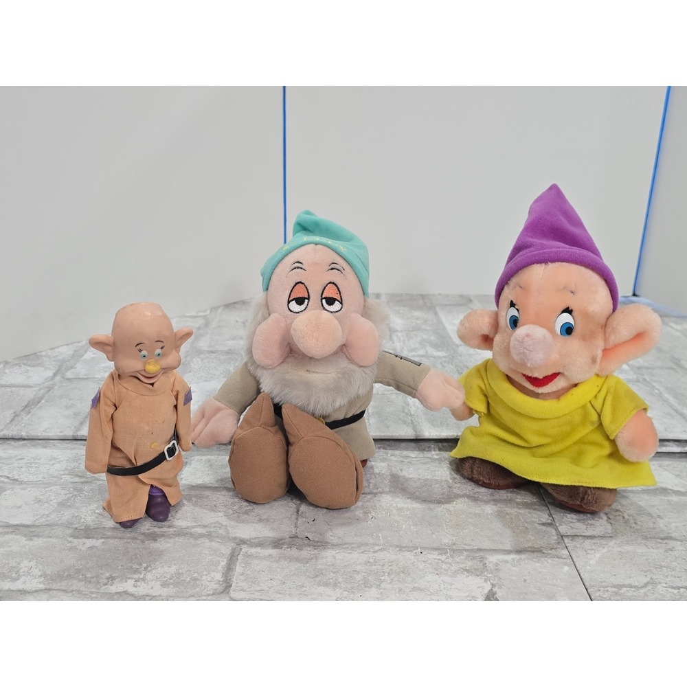 Lot Sleepy Dwarf Snow White the 7 Dwarfs Plush Bean Bag Dopey Vinyl Dopey 80s